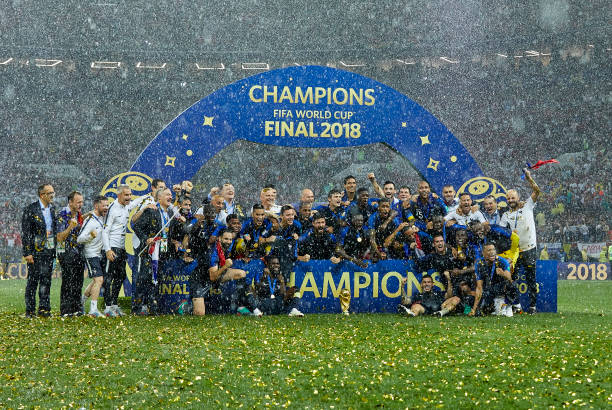 使俱乐部在 使俱乐部在